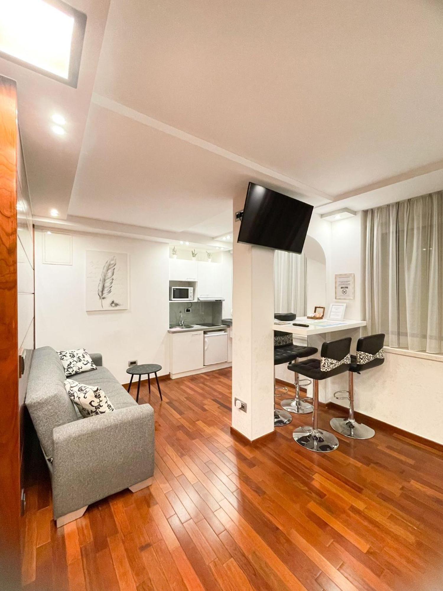 Main Street Studio And Rooms Задар Екстериор снимка
